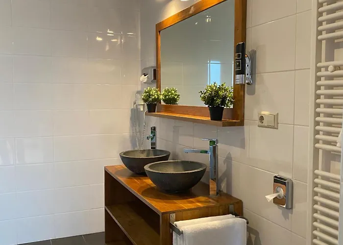 De Korenwolf 3* חולפן