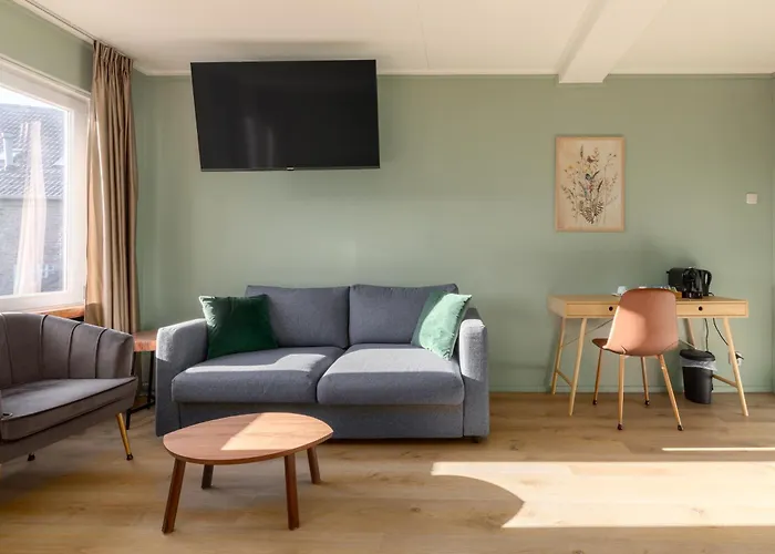 De Korenwolf 3* غولبين